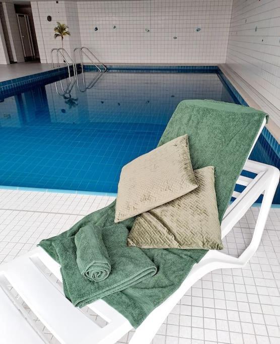 Unterkirnach Schwarzwald-Traum Mit Pool Und Sauna מראה חיצוני תמונה